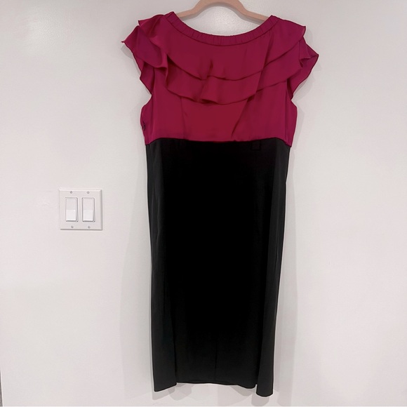 Dress Barn Women’s Sz 12 Fuchsia and Black Sheath Dress - Picture 2 of 10